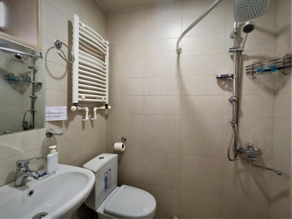 Guesthouse Lilia &Wine Celler Telavi Bagian luar foto