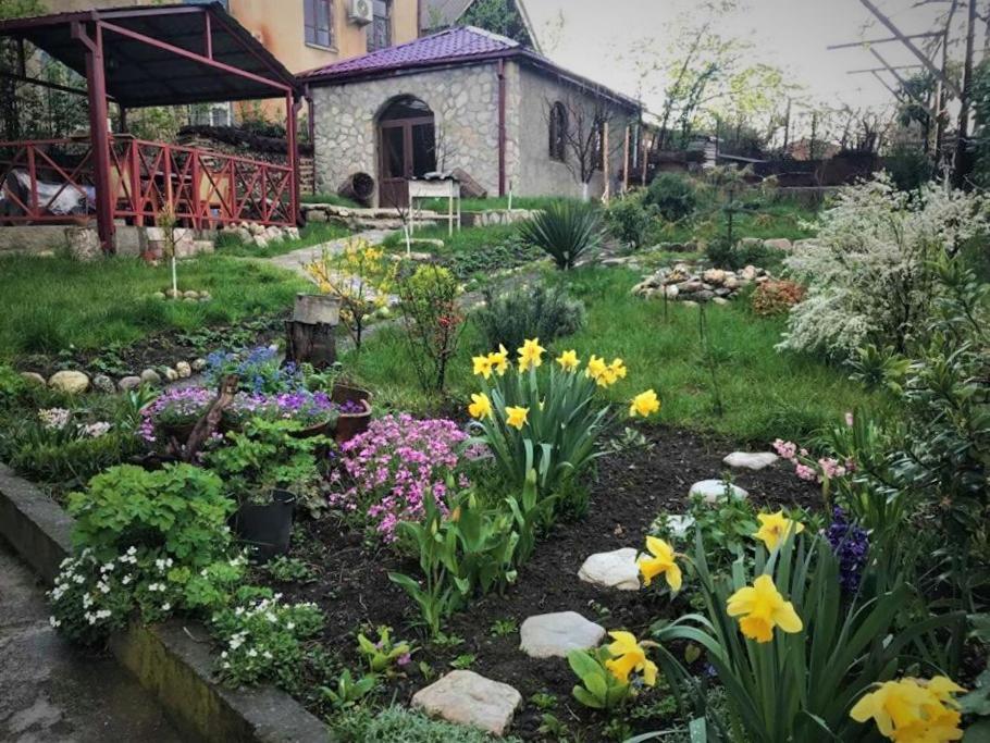 Guesthouse Lilia &Wine Celler Telavi Bagian luar foto