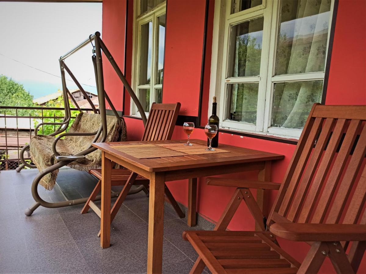 Guesthouse Lilia &Wine Celler Telavi Bagian luar foto