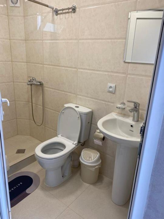 Guesthouse Lilia &Wine Celler Telavi Bagian luar foto
