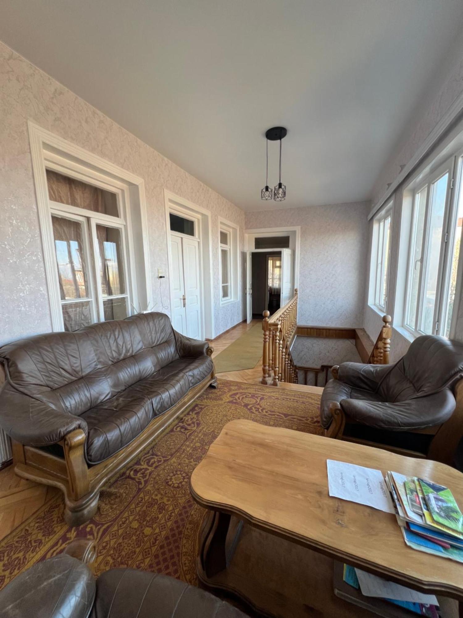 Guesthouse Lilia &Wine Celler Telavi Bagian luar foto