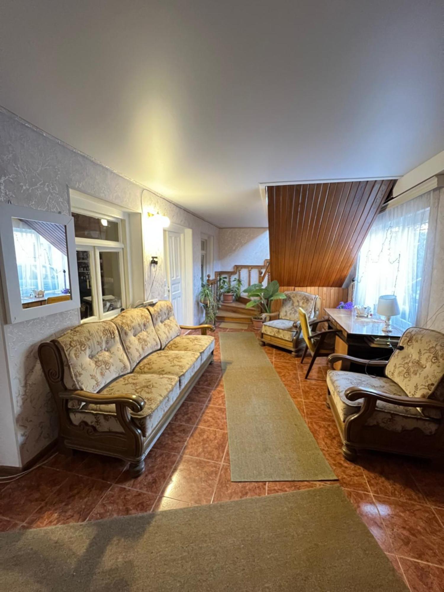 Guesthouse Lilia &Wine Celler Telavi Bagian luar foto